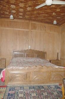 New Gulzar houseboat, Srinagar 2